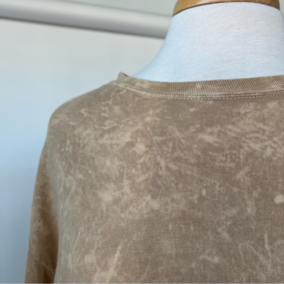 SOLD ❌ NEUTRUAL BASIC DROP SLEEVE TEE - Picture 3 of 4